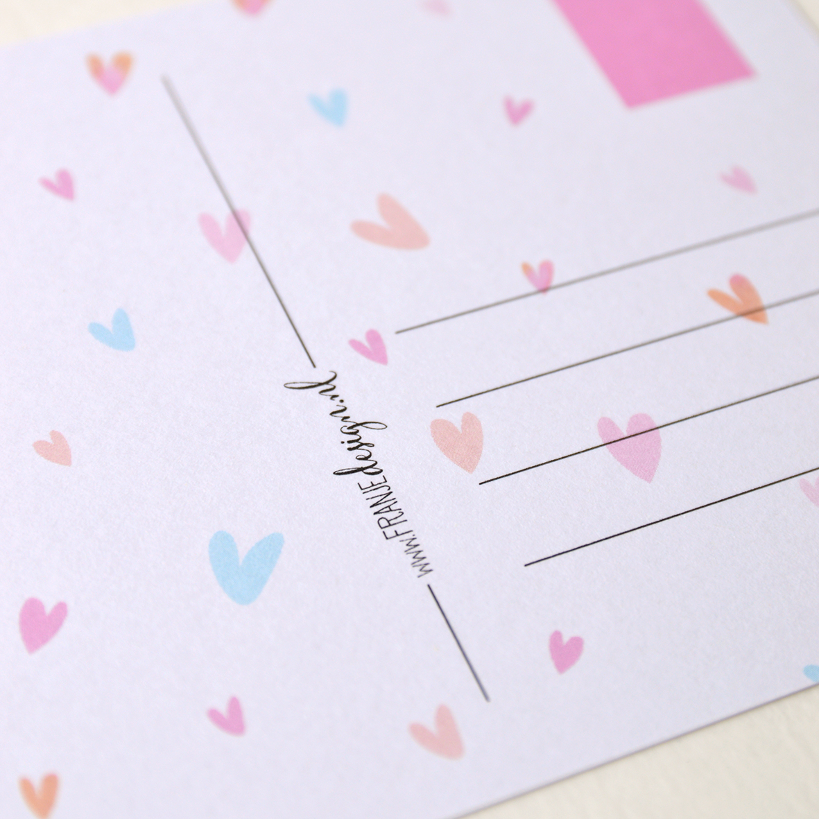 Close-up van trouwkaart Lovebirds van Franje Design