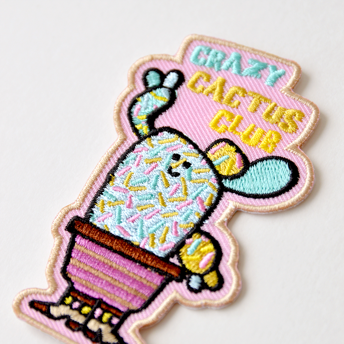Embroidered patch 'Crazy Cactus Club' - Afbeelding 2